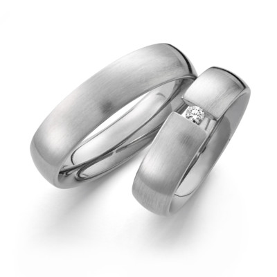 61-608 Stainless Love by Corini